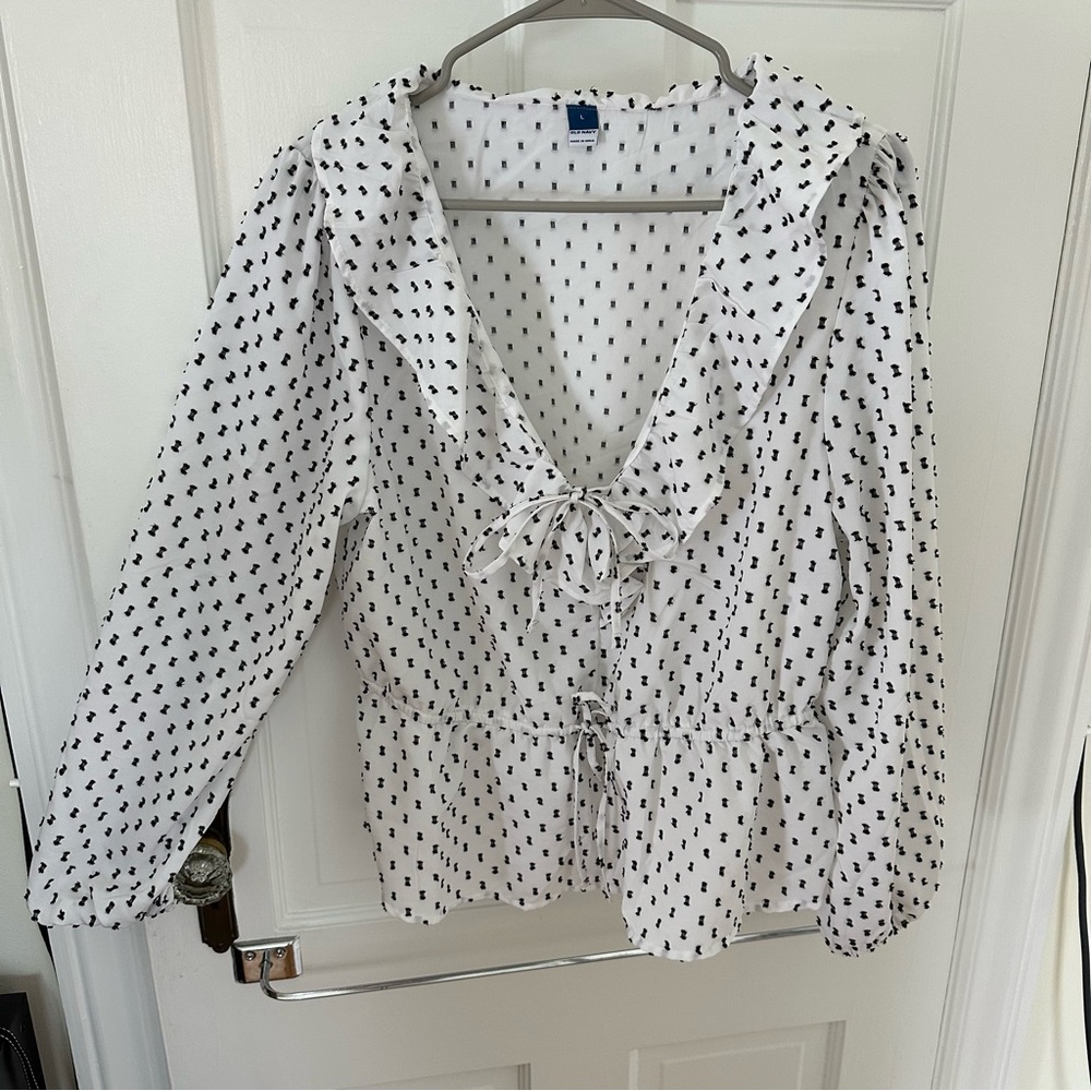 Old Navy Blouse - Large